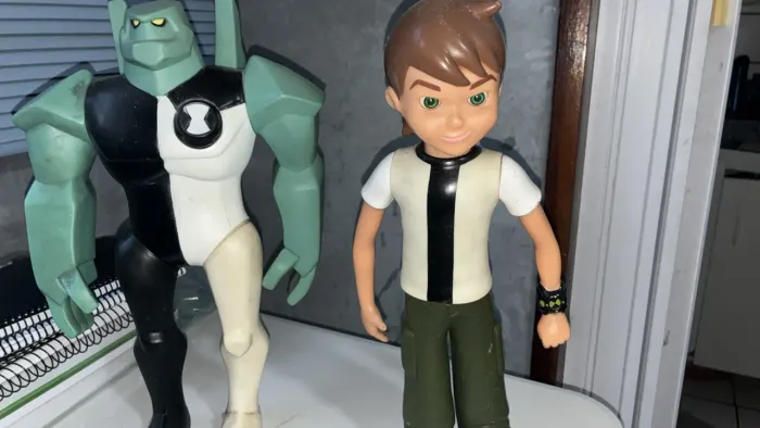 Brinquedos Ben 10