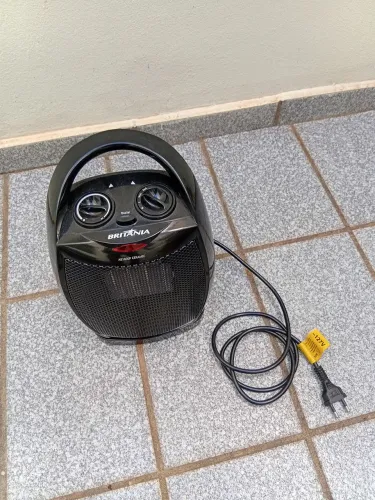 Aquecedor Britânia 127 vts