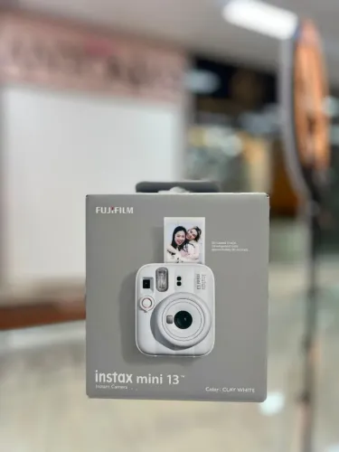 CÂMERA POLOROID INSTAX MINI 13