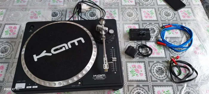 Toca-Discos KAM BDX400 + Pré-Amplificador Phono PP400 + Cabos (Kit Completo)