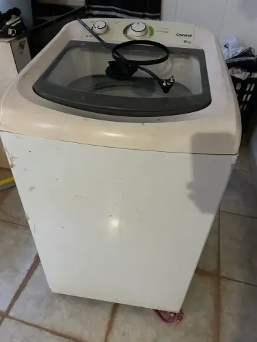 Lavadora cônsul 9KG (com defeito).