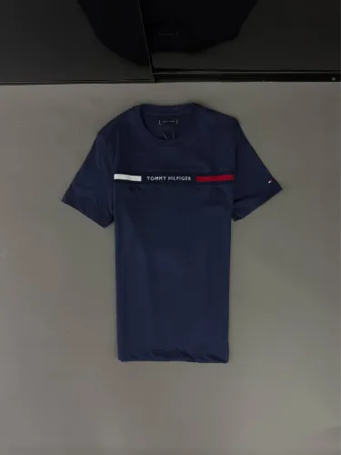 Camiseta Tommy HILFGER 