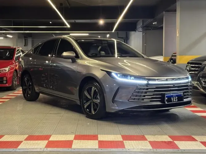 BYD King GS 1.5 16V Híbrido Aut. 2025