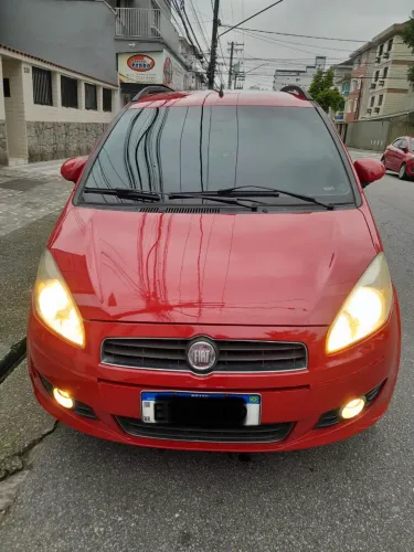 Fiat Idea Attractive 1.4 Fire Flex 8V 5P 2011