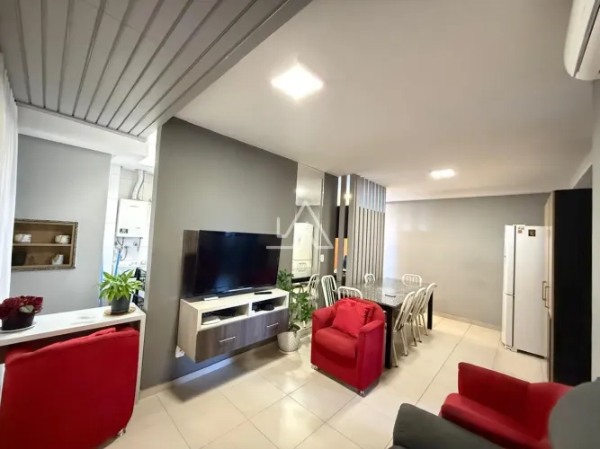 APARTAMENTO DOIS DORMITÓRIOS
