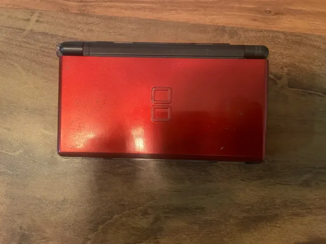 NINTENDO DS LITE VERMELHO COM R4