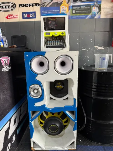 Caixa BOB SOM AUTOMOTIVO 