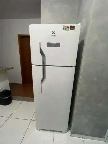 Geladeira Defrost 260L