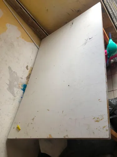 Mesa de corte fixa MDF reforçada
