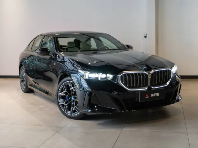BMW 530E M Sport 2.0 Turbo Híbrido Aut. 2025