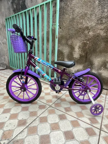 Bicicleta Aro 16 Infantil Milan da Frozen Lilás Feminina Seminova