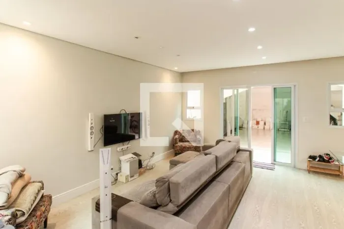 Casa à Venda - Vila Gustavo, 3 Quartos, 250 m2