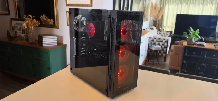 PC Gamer - Ryzen 7 - RX 5700XT - 32GB Ram - 1TB SSD NVME