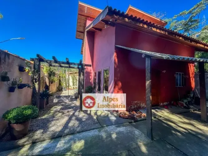 Casa à venda em Santo Antônio do Pinhal - oportunidade!