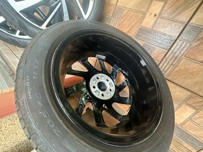 Pneus PIRELLI 205 50 17 p7 com rodas scorro diamantadas 17, 5x100 estado de zero