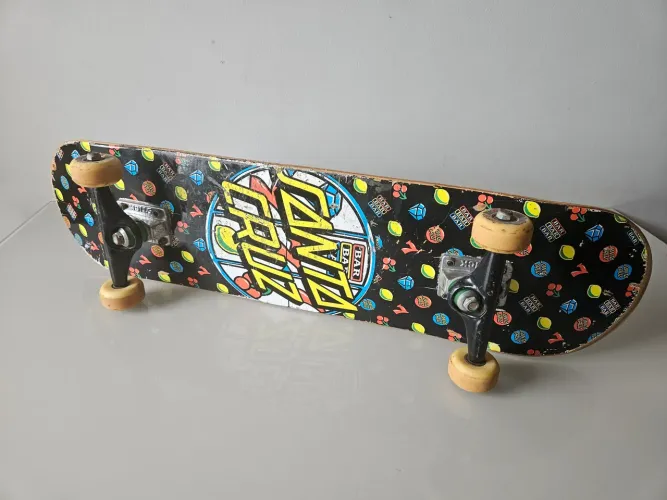 Skate Profissional Santa Cruz