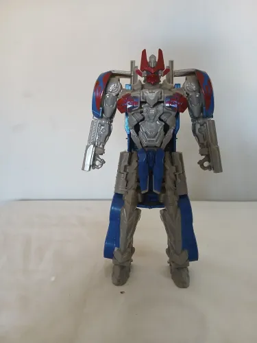 Bonecos transformers 