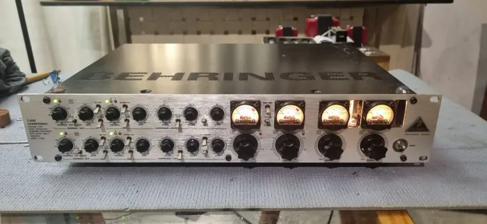 Compressor Behringer Tube Composer 1952T