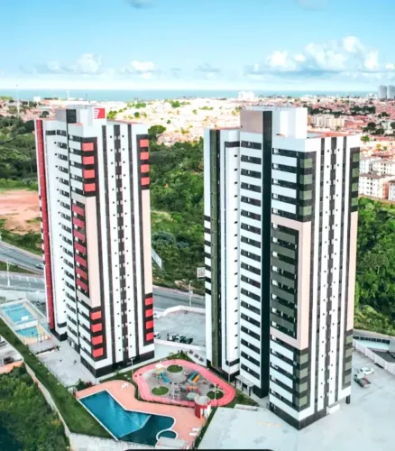 Alugo apartamento mobiliado 03qtos, s/ 02 Suítes, varanda, 02 vgs. Dellavia Park Club