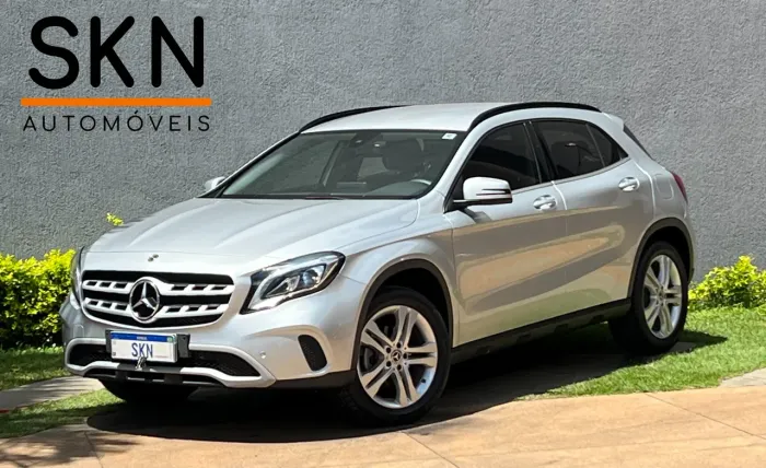 Mercedes-Benz GLA-200 GLA 200 Night 1.6. TB 16V Flex Aut. 2020