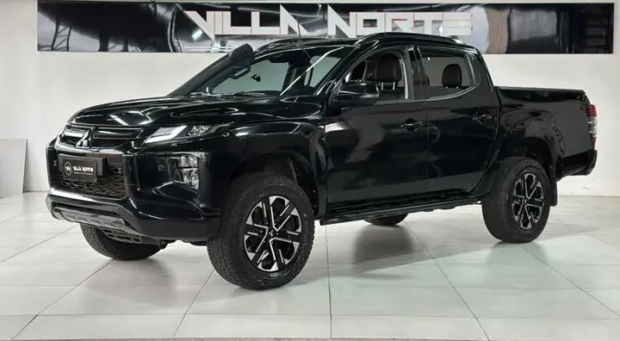 Mitsubishi TRITON HPE-S 2.4 CD 4X4 TB Diesel Aut. 2023