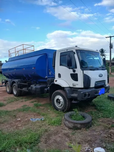 Ford cargo 2628. Traçado valor 255 mil