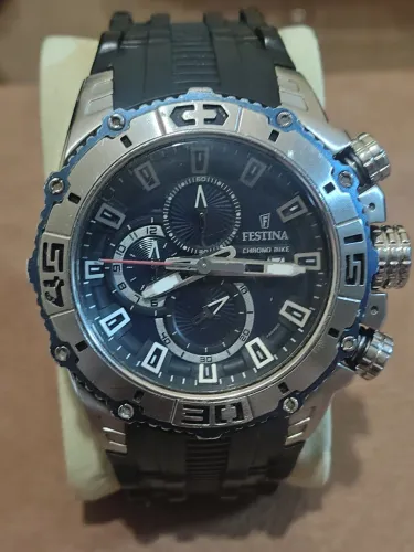 Elegante relógio Festina Chrono Bike