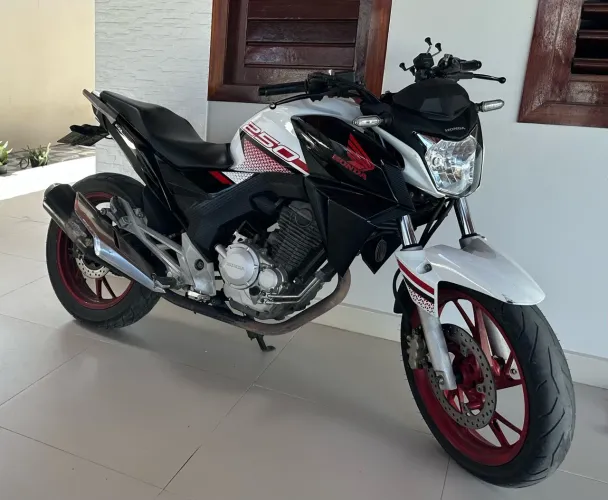 Cb Twister 250f