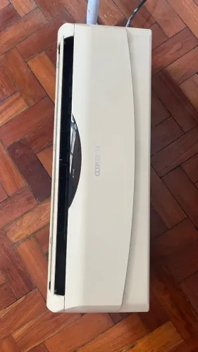 Ar condicionado Komeco de 7500 BTUs