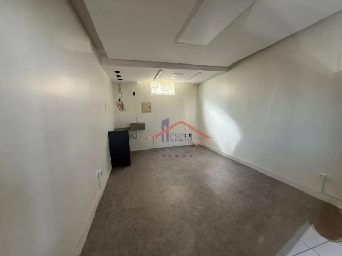 Sala para alugar, 18 m² por R$900/mês - Taquaral - Campinas/SP