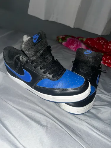 Court vision LO azul impecavel