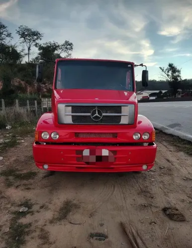 Mercedez-benz 1620 truck