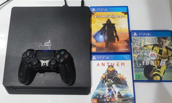 PS4 slim