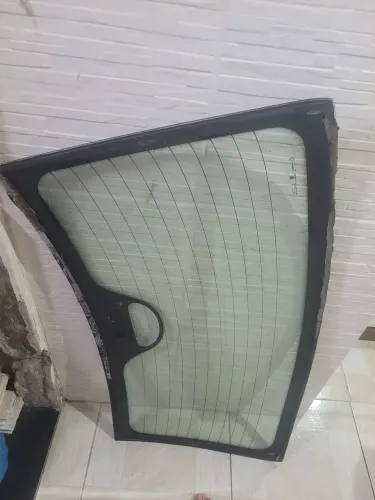 Vidro traseiro do corsa classic. 