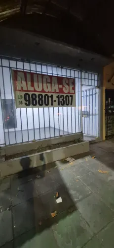 Aluga-se Ponto Comercial