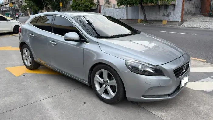 Volvo V40 T-4 2.0 Aut./mec. 2014
