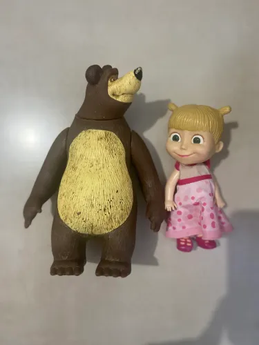 Boneco Masha e o Urso