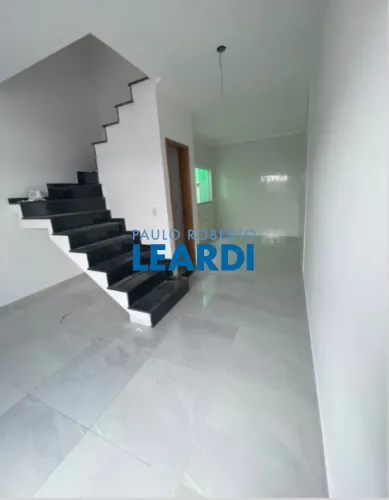 CASA EM CONDOMÍNIO - PENHA - SP