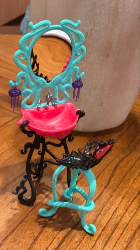 Monster High: Toucador e Cadeira de Banheiro da Lagoona Blue (Original Mattel)