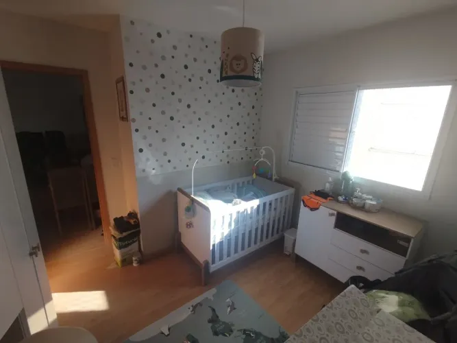 Berço que vira mini cama - Excelente estado
