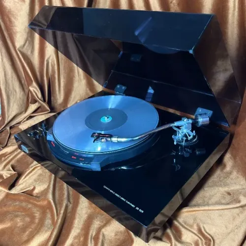 Toca-discos Sansui SR-929 (japonês)