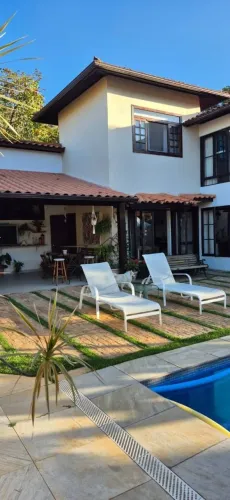 Casa rústica piscina, espaço gourmet, quintal em Condomínio Rede Ubá  Itaipu, Niterói