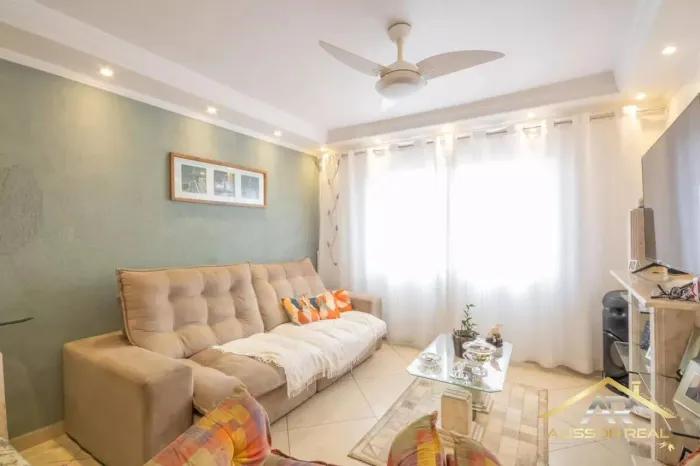 Casa à venda com 180m², 2 dormitórios e 4 vagas Veloso, Osasco