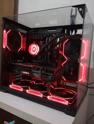 Pc gamer AM5 Ryzen 9 7600X + rx 7700 xt 12gb + 32gb ram Corsair