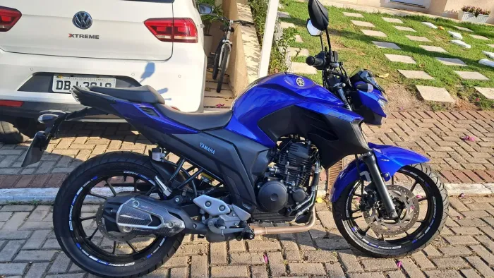 Fazer FZ25 250cc 2020 baixa km como nova