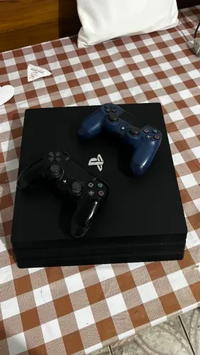 Ps4 pro 1tb ( aceito oferta )