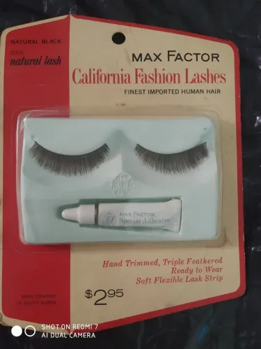 Cílios postiços Max Factor anos 70