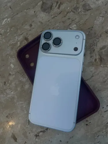 iPhone 17 pro max