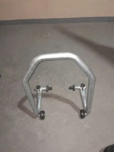 Cavalete galvanizado para motos 