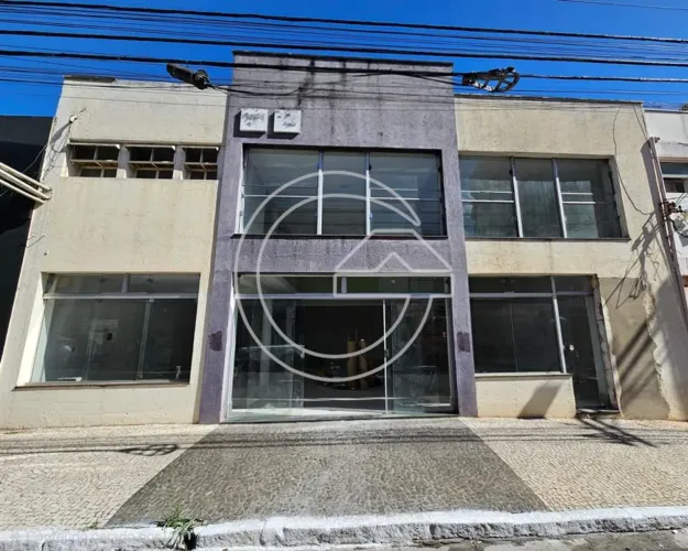 ALUGA-SE Comercial NO CENTRO - MARÍLIA/SP